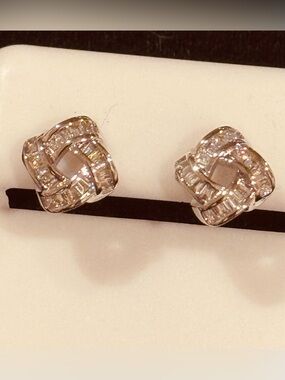 NWT AJ USA Stainless Steel Baguette Crystal Knot Stud Earrings